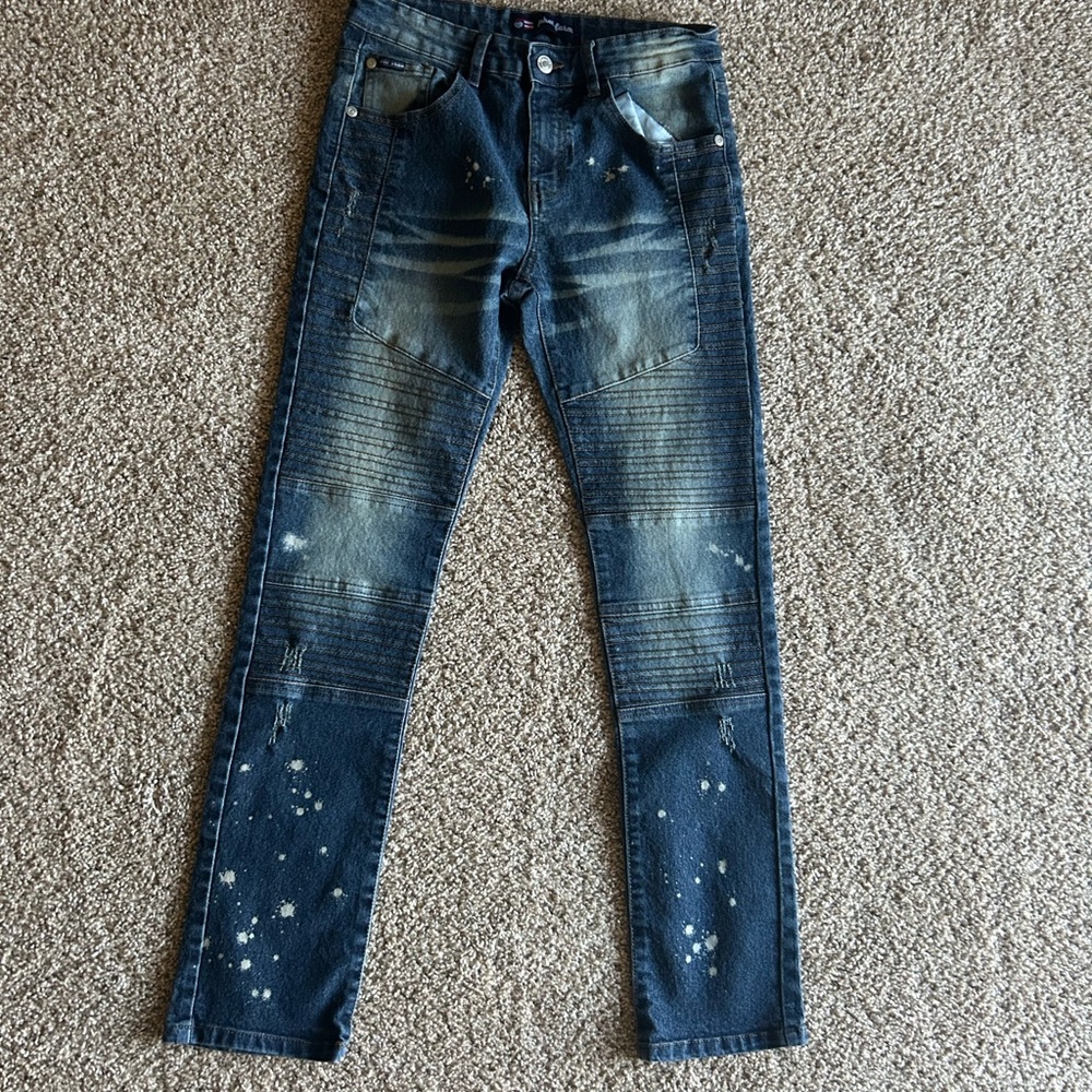 Stylish Blue Distressed Men's Jeans Gently Worn